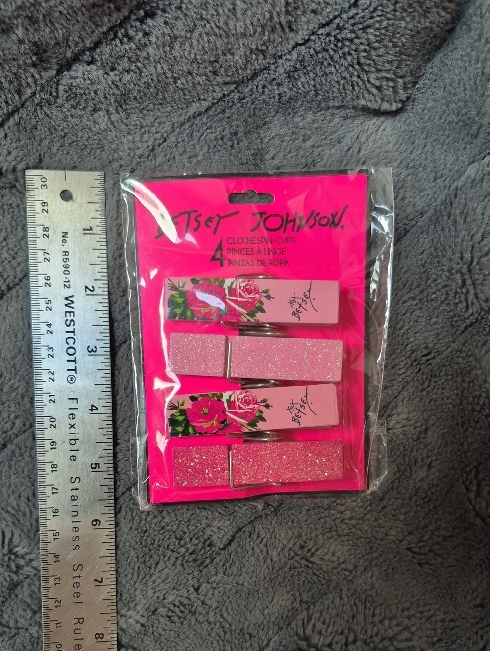 Betsey Johnson Pink Floral & Glitter Clothespin Clips Set of 4, New In Packaging - Picture 5 of 7